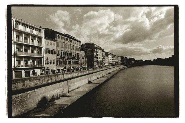22. Pisa - the Arno